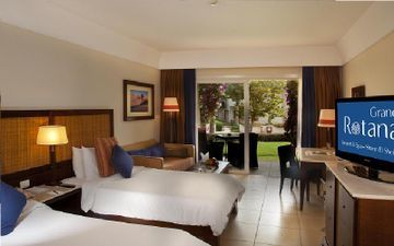 Hotel Grand Rotana Resort