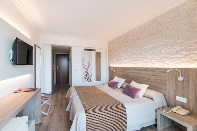 Hotel Na Taconera