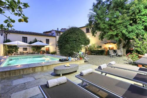 Bed & Breakfast Charming Villa Marcialla