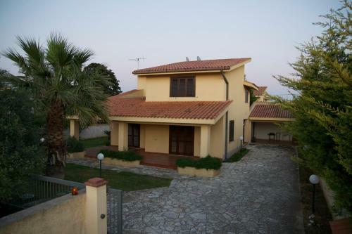 Villa Lombardo