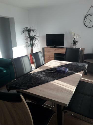 Apartament Wi?ajny