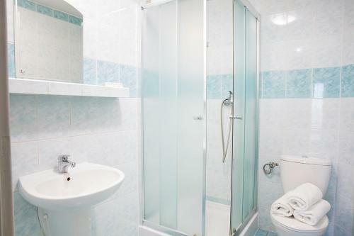 Bed & Breakfast O?rodek Wczasowy Dagmor