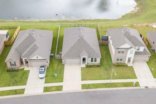 Villa Waterfront,4bedroom,2bath,king Bed,separate Shower