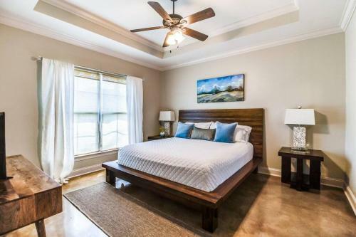 Villa Pet Friendly,king Bed,jacuzzi Tub,separate Shower