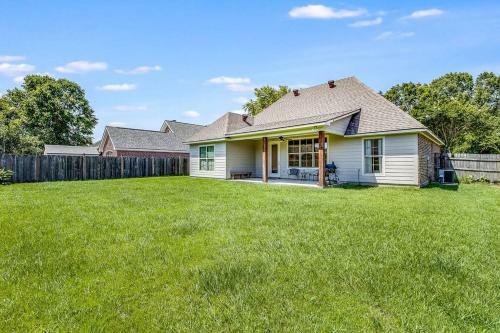 Villa Pet Friendly,king Bed,jacuzzi Tub,separate Shower