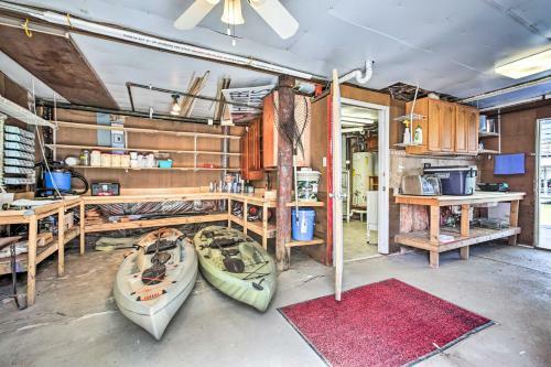 Slidell Getaway With Boat Slip - Walk To Beach!