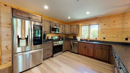 Winters Way Cabin