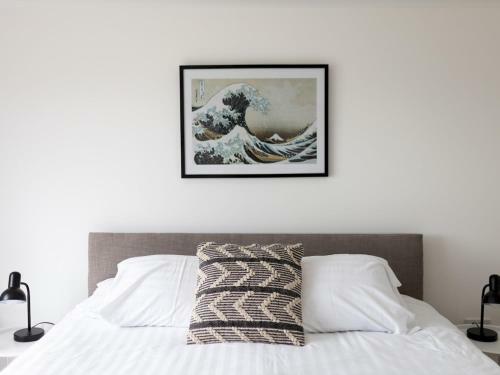 Pass The Keys Galwad-y-m�r Stunning Apartment On Llanelli Coast