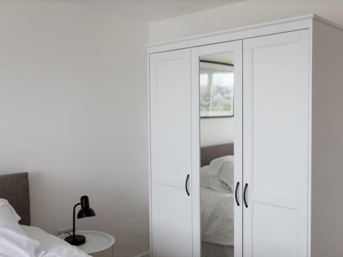 Pass The Keys Galwad-y-m�r Stunning Apartment On Llanelli Coast