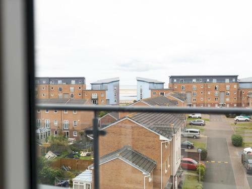 Pass The Keys Galwad-y-m�r Stunning Apartment On Llanelli Coast