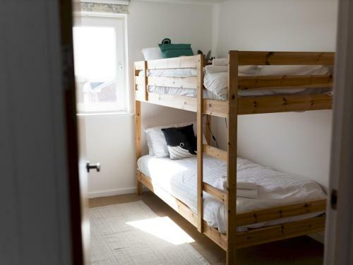 Pass The Keys Galwad-y-m�r Stunning Apartment On Llanelli Coast