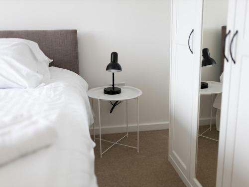 Pass The Keys Galwad-y-m�r Stunning Apartment On Llanelli Coast