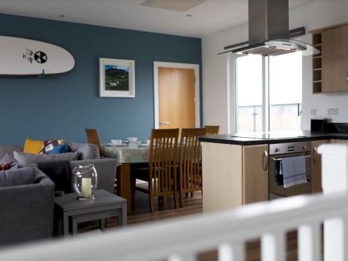 Pass The Keys Galwad-y-m�r Stunning Apartment On Llanelli Coast