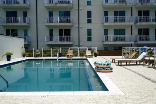 Bywater Luxury 2