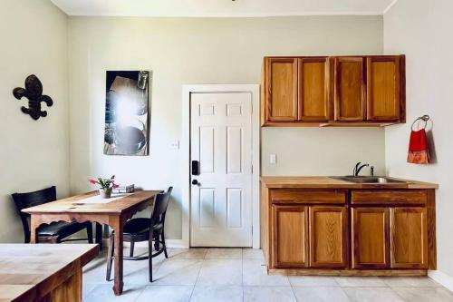 Apartamento Close 2 Uptown Zoo Sleeps 5 & Pet Friendly With Fee
