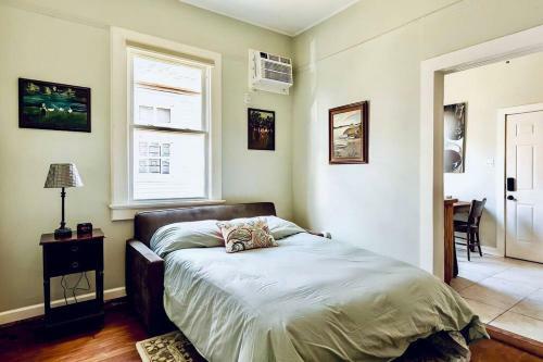 Apartamento Close 2 Uptown Zoo Sleeps 5 & Pet Friendly With Fee