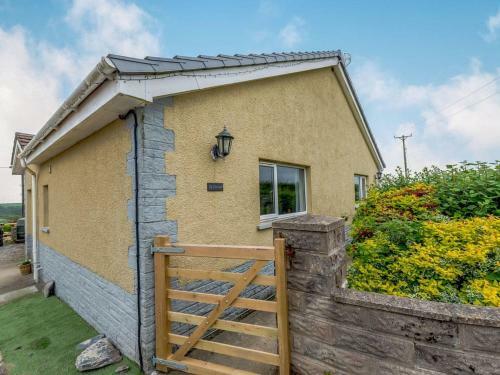 Cariad - Uk37630