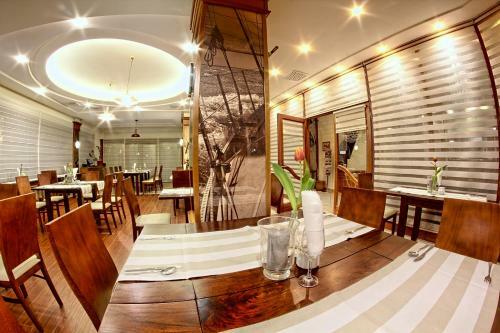 Hotel Rejs