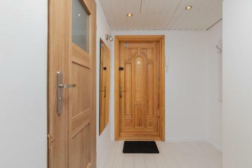 Apartament Bia?a Mewa W?adys?awowo By Renters