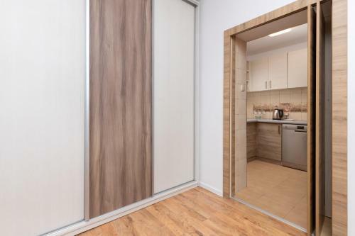 Apartament Bia?a Mewa W?adys?awowo By Renters
