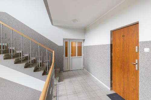 Apartament Bia?a Mewa W?adys?awowo By Renters