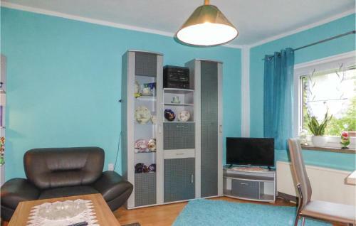 Apartment - Holiday Home St�tzengr�n/hundsh�bel With Fireplace Viii