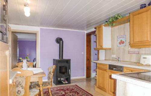 Apartment - Holiday Home St�tzengr�n/hundsh�bel With Fireplace Viii