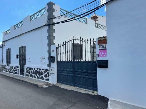 Flor De Loto House