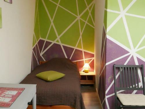G�te Coullons, 4 Pi�ces, 5 Personnes - Fr-1-590-57