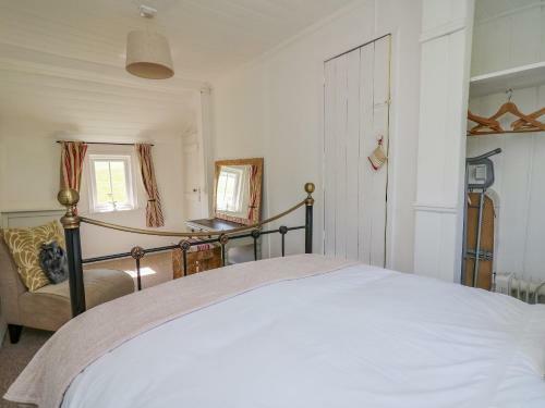 Bryniau Bychain Cottage