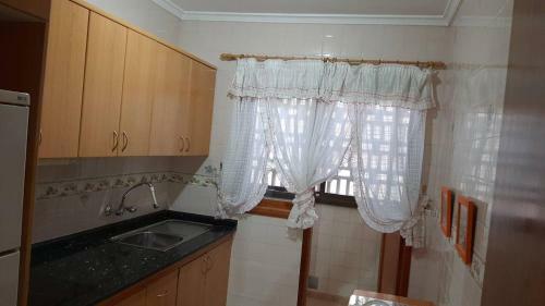 Apartamento Casa Grande Y C�moda En UNA Zona Tranquila