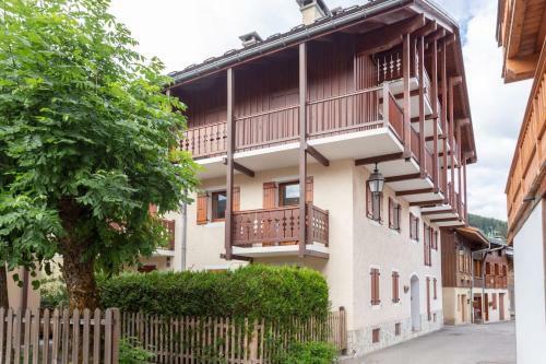 Apartamento Very Bright Cocoon With Balcony Near The Slopes