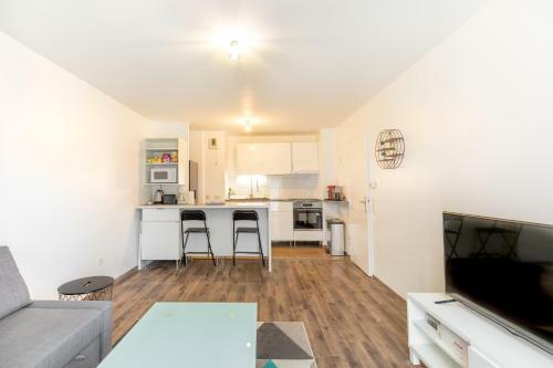 Apartamento Guestready - Spacious & Bright 2br Flat In Creteil Parking Included