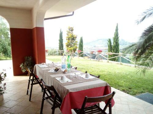 Sunny Hill's Home