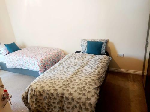 Entire Spacious Manchester Bolbury House