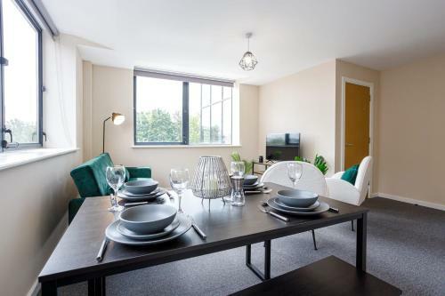 Bright And Modern 2 Bedroom Apartment Manchester