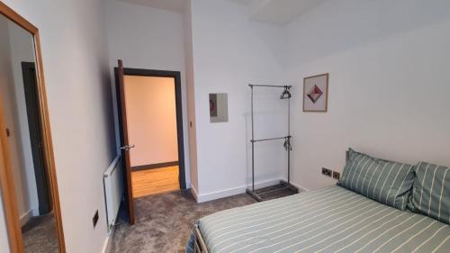 Apartamento Spacious, Bright And Airy City Centre Flat. Unique Converted Mill.