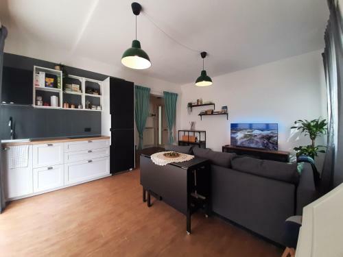 Apartamento Bilocale A 20m Dal Mare, Con Giardino E Posto Auto