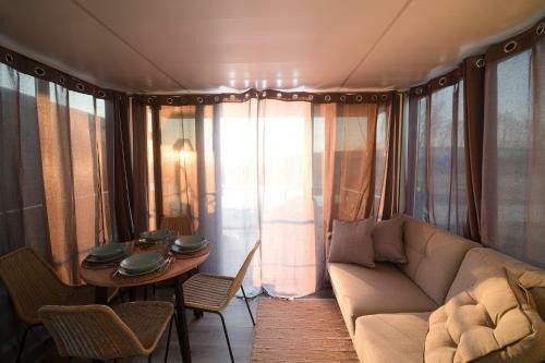 Houseboat Apart M - Wodna Osada
