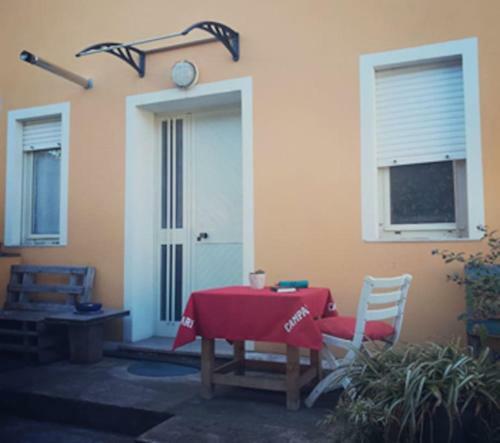 Sea And Relax In An Artist House