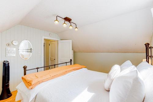Beach Rose Bungalow