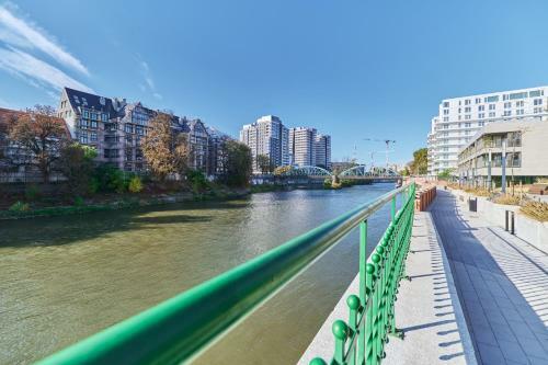 Unique Apartment Wroc?aw By Renters