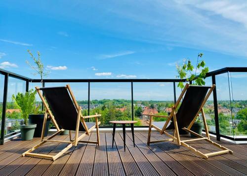 Cozy, Bright & Sunny Apartment With Terrace!