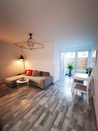 Apartament Z Ogr�dkiem-3 Pokoje