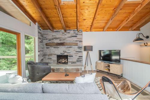 Stone Cottage Cove