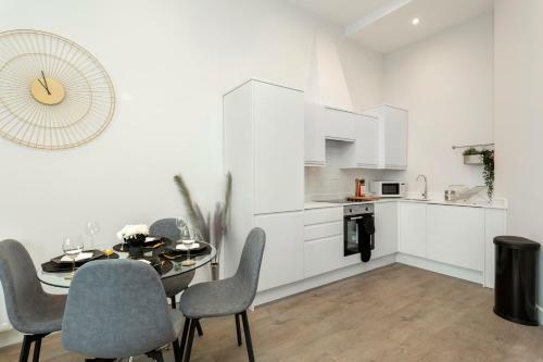 Ethelbert Suites - No 2