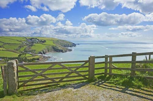 Luxurious Self Catering Holiday Cottage Cornwall