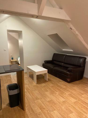 Apartamento T2 40m2 Proche Alen�on