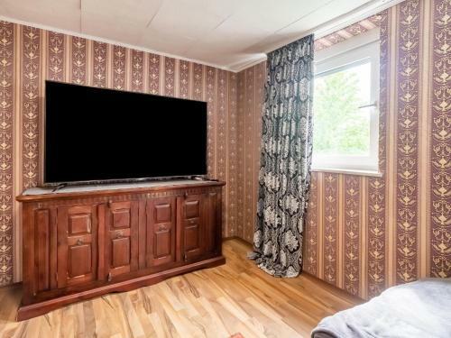 Spacious Holiday Home In Kinheim With Balcony