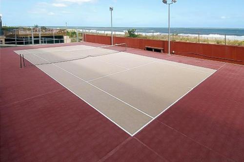 Golden Sands V